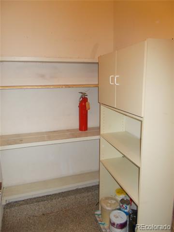 Building Photo - 9135 W Cedar Dr