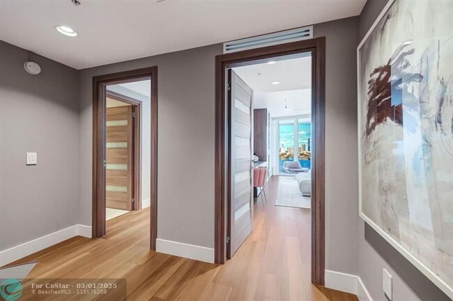 Building Photo - 17301 Biscayne Blvd
