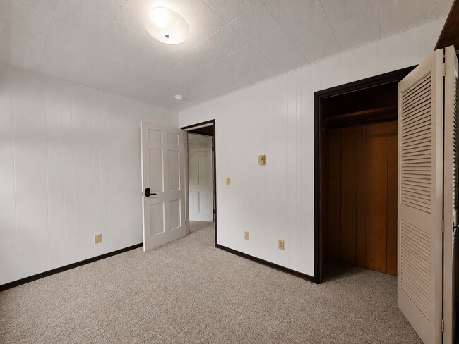 Building Photo - Private Arlington Retreat