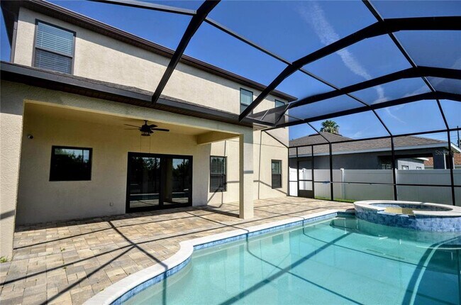 Building Photo - 1625 Emerald Hill Way