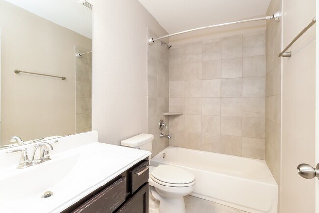 Building Photo - 13203 Alderfield Rd