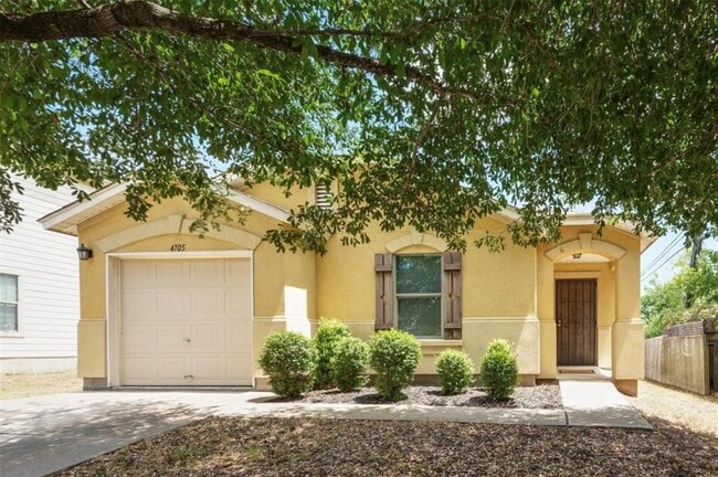 Primary Photo - 4705 Cypress Bend