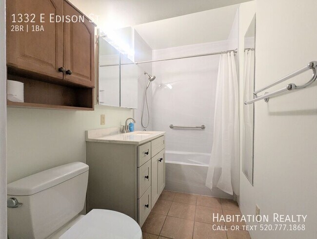 Building Photo - 1332 E Edison St