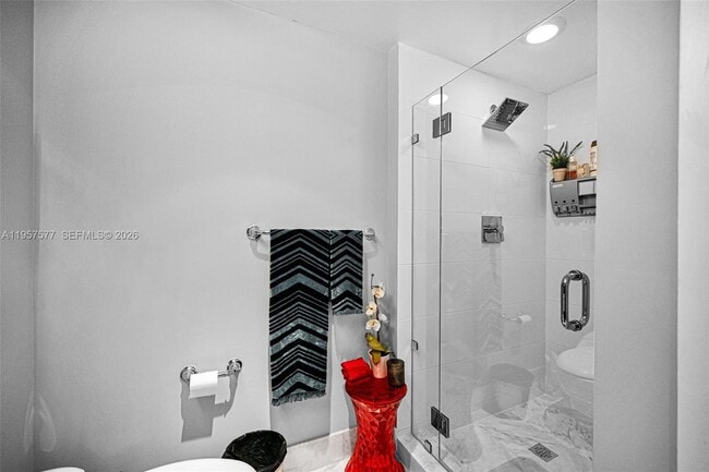 Building Photo - 690 SW 1st Ct