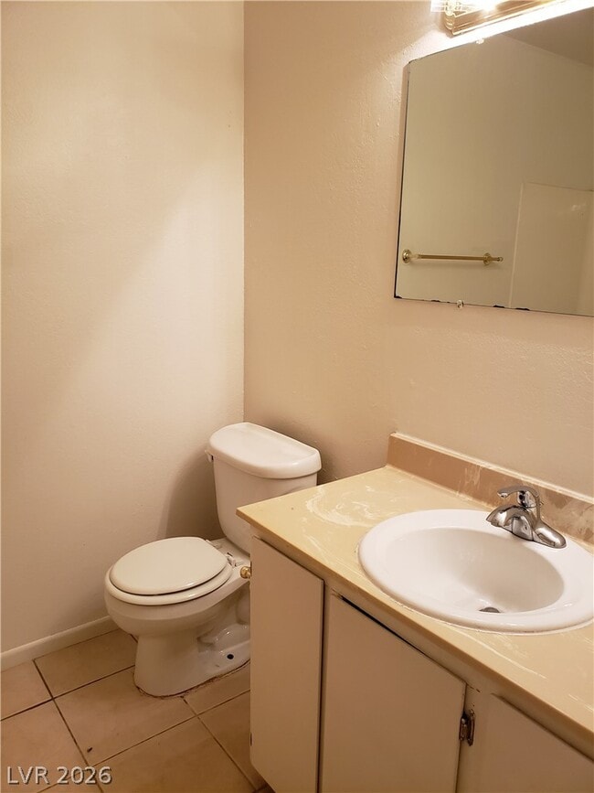 Building Photo - 2440 Paradise Village Way