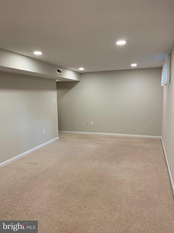 Building Photo - 5606 Light Infantry Dr