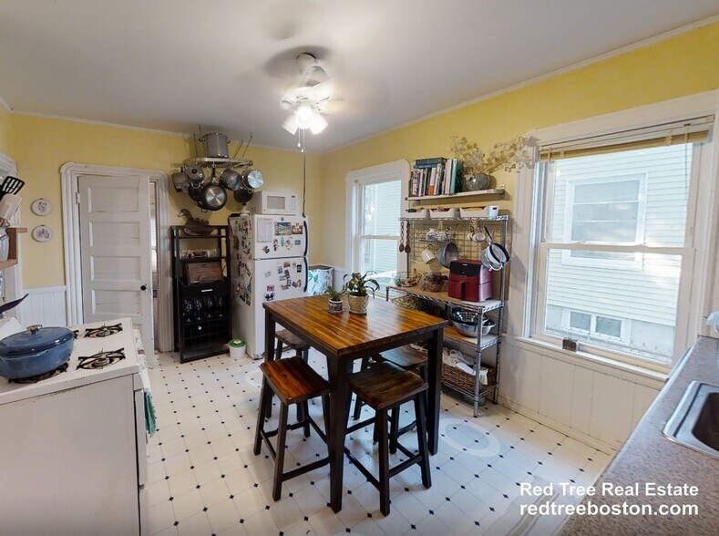 Building Photo - 29 Victoria St