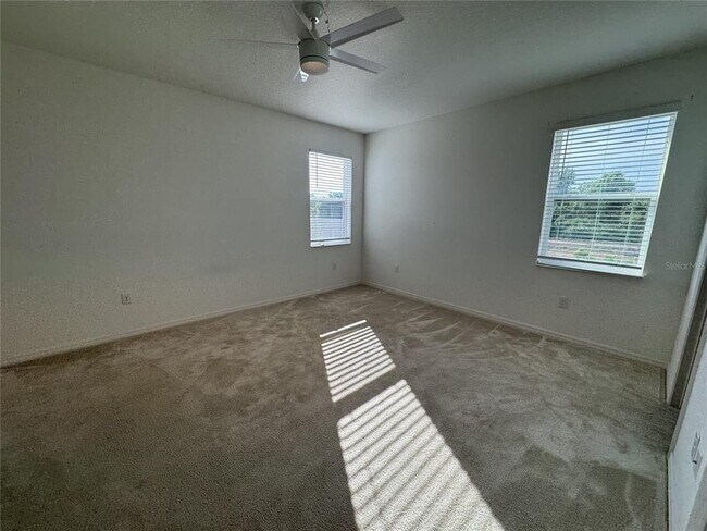 Building Photo - 279 Sunfish Dr