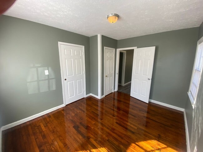 Building Photo - **AVAILABLE NOW**East Columbus, GA 4 Bedroom / 1 Bathroom Home for Rent