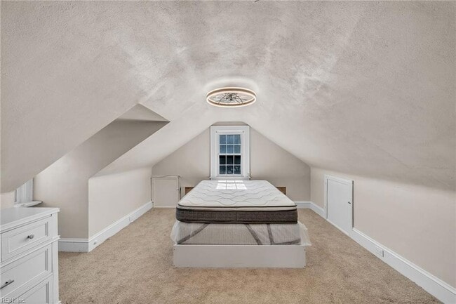 Building Photo - 1345 E Norcova Dr