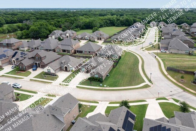 Building Photo - 7811 Links Dr