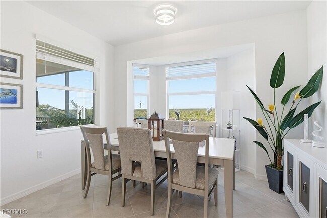 Building Photo - 14161 Heritage Landing Blvd