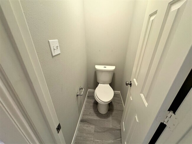 Building Photo - 9723 Haviland Lane