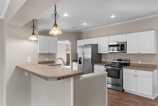 Building Photo - 6682 SW 156th Pl