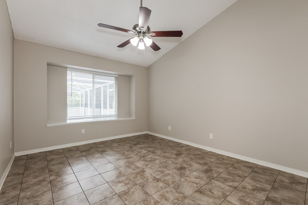 Building Photo - 3322 Silverpond Dr