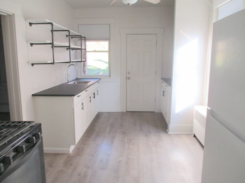 Building Photo - 924 Beaver Rd