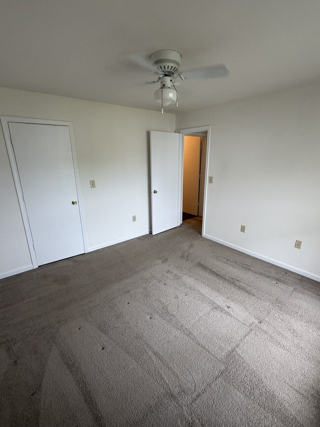 Building Photo - 18 Hamiltons Bay Ct