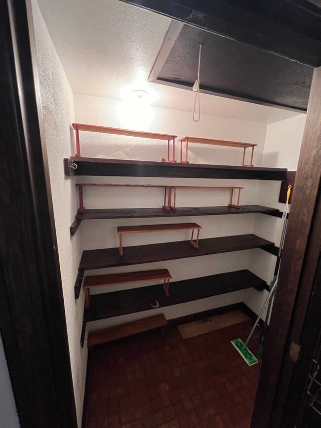 Building Photo - Check out this 3 bedroom 3 bath home for lease