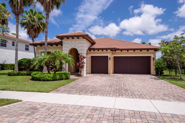 Primary Photo - 172 Manor Cir