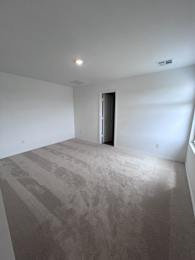 Building Photo - 2317 Wolford Ct