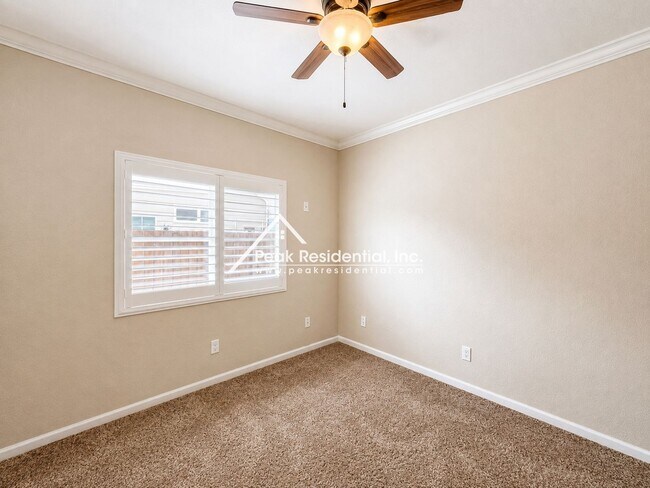 Building Photo - 437 Anacapa Dr