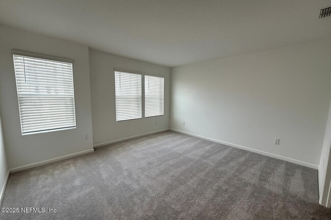 Building Photo - 578 Holly Lks Dr