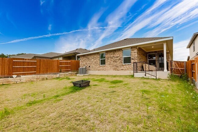 Building Photo - 2921 Owl Head Dr