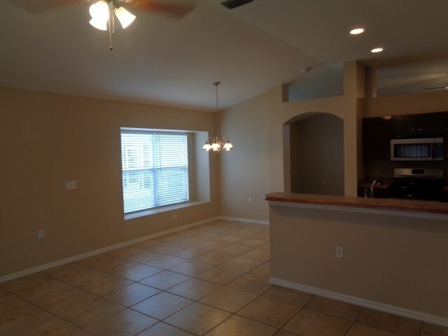 Building Photo - 28716 Raindance Ave