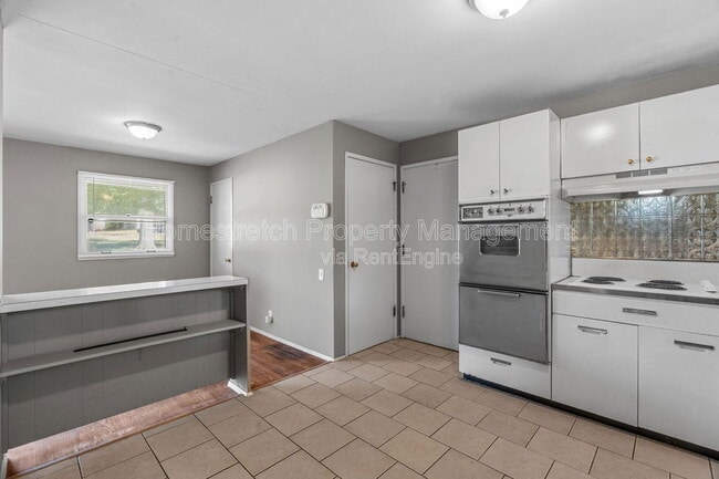 Building Photo - 2220 Argo Dr