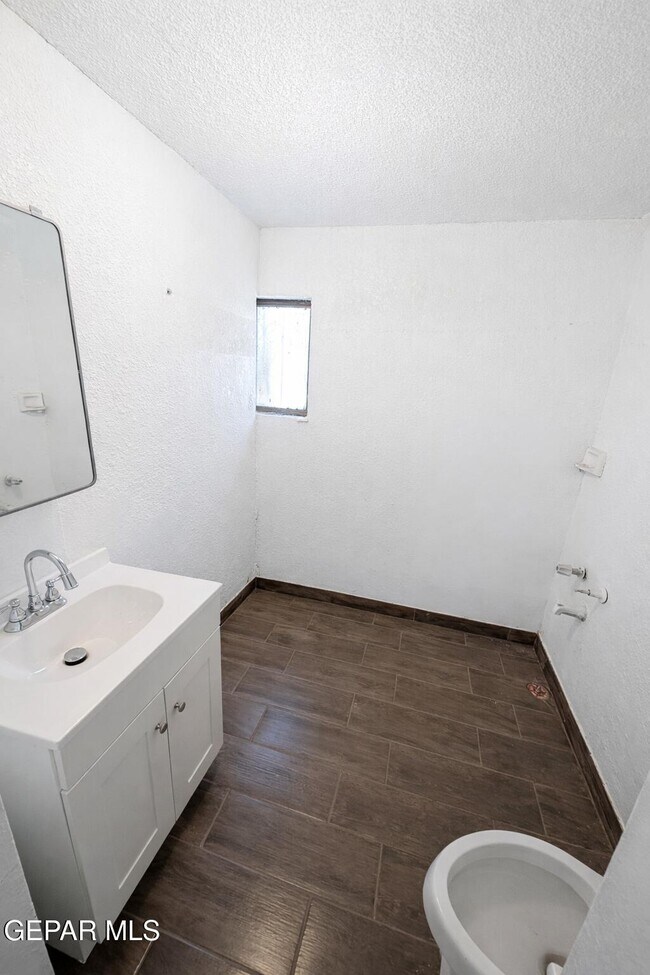 Building Photo - 11841 Socorro Rd