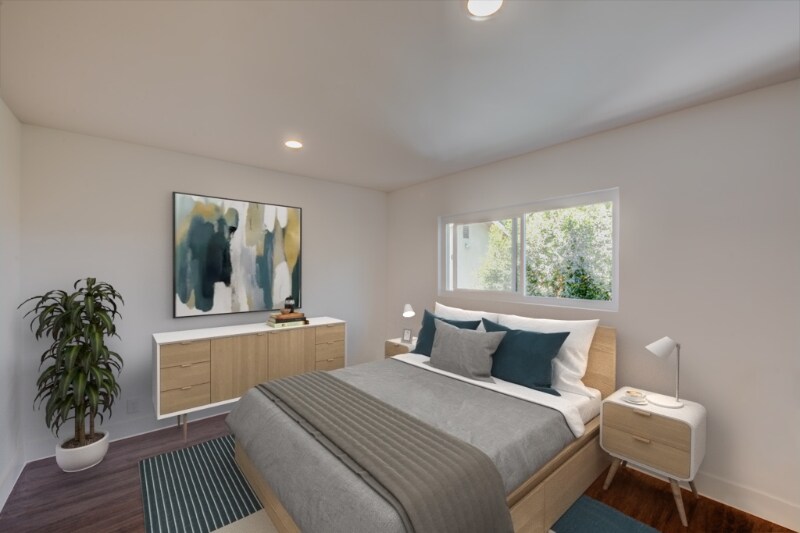 Building Photo - 1333 W 36th Pl