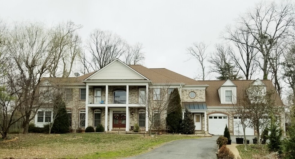 Building Photo - 6004 Columbia Pike