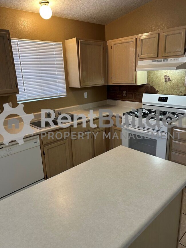 Building Photo - 10749 Capricorn Pl NW
