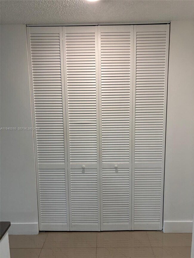 Building Photo - 1800 Sans Souci Blvd