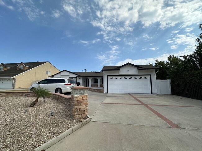 Primary Photo - Newly Remodeled | 4 Bedrooms (2 Masters) |...