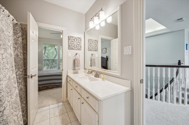 Building Photo - 13627 Ashley Run