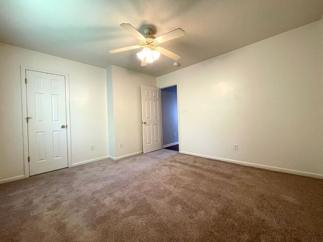 Building Photo - Welcome to Acorn Forest!