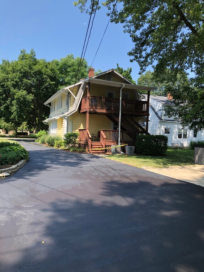 Rear Deck - 517 Anderson Blvd