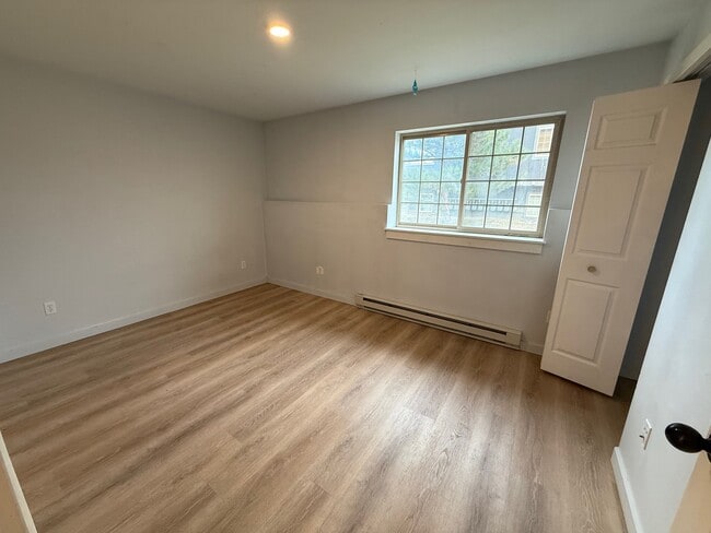 Building Photo - 4673 Bembrick St