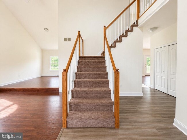 Building Photo - 1302 Ponderosa Dr