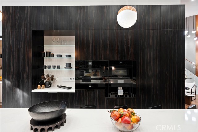 Building Photo - 5535 Shirley Ave