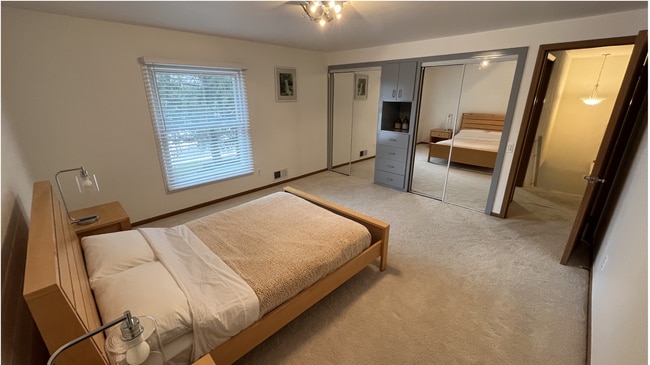bedroom 1 -second floor - 5835 Pinecroft Dr