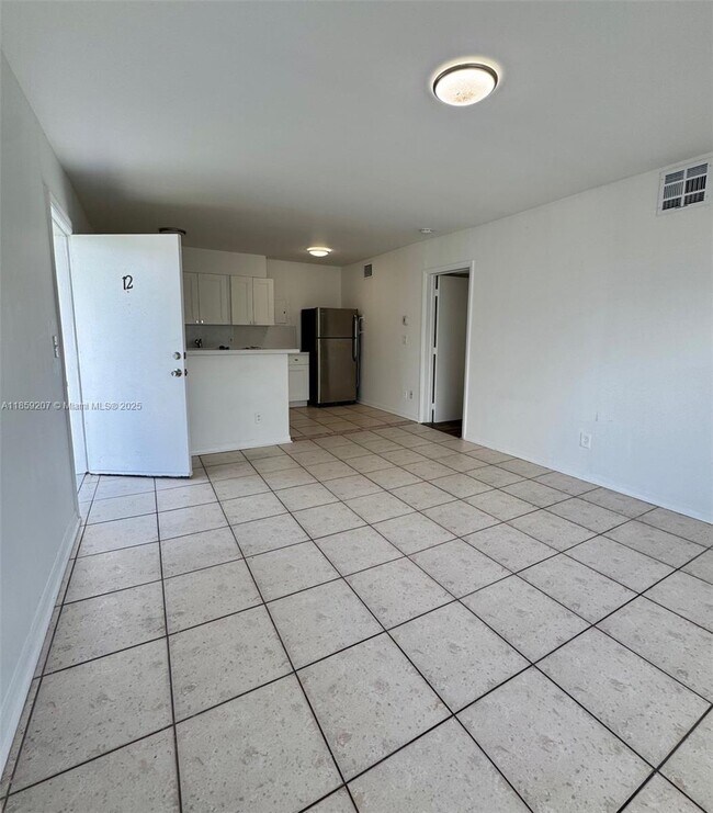 Building Photo - 670 NE 88th Terrace