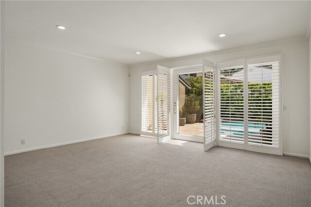 Building Photo - 5 Rue Fontainebleau