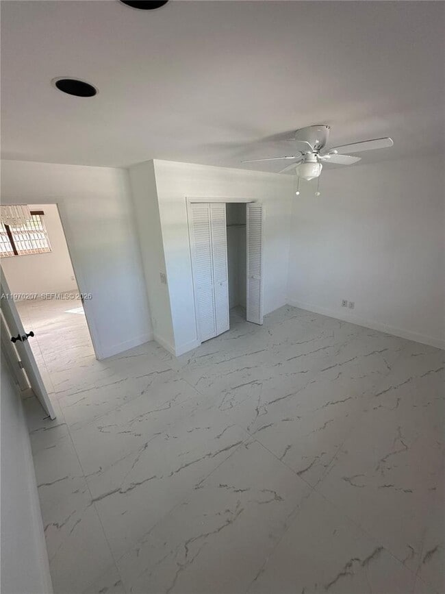 Building Photo - 1445 Grant St