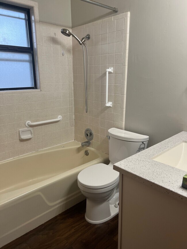 Building Photo - 7984 S 5600 W St