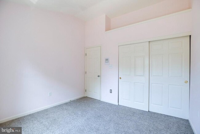 Building Photo - 3105 Sutherland Hill Ct