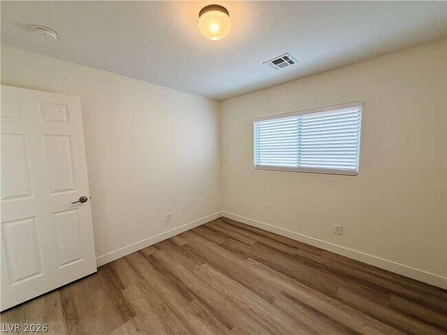 Building Photo - 8688 Mesquite Hills St