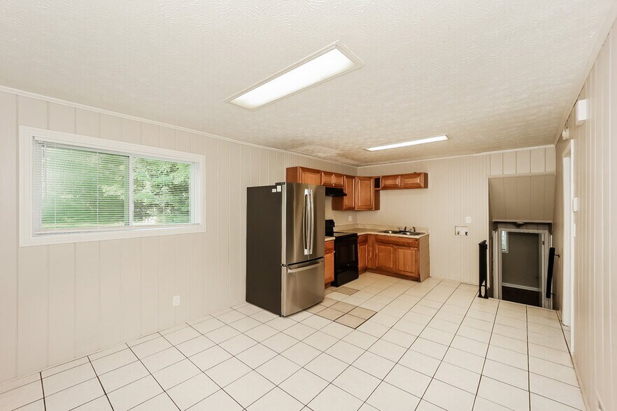 Building Photo - 5234 Norman Blvd