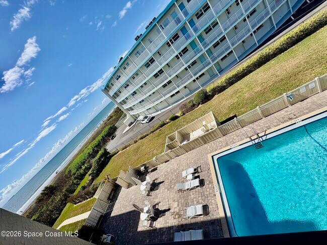 Building Photo - 4100 Ocean Beach Blvd